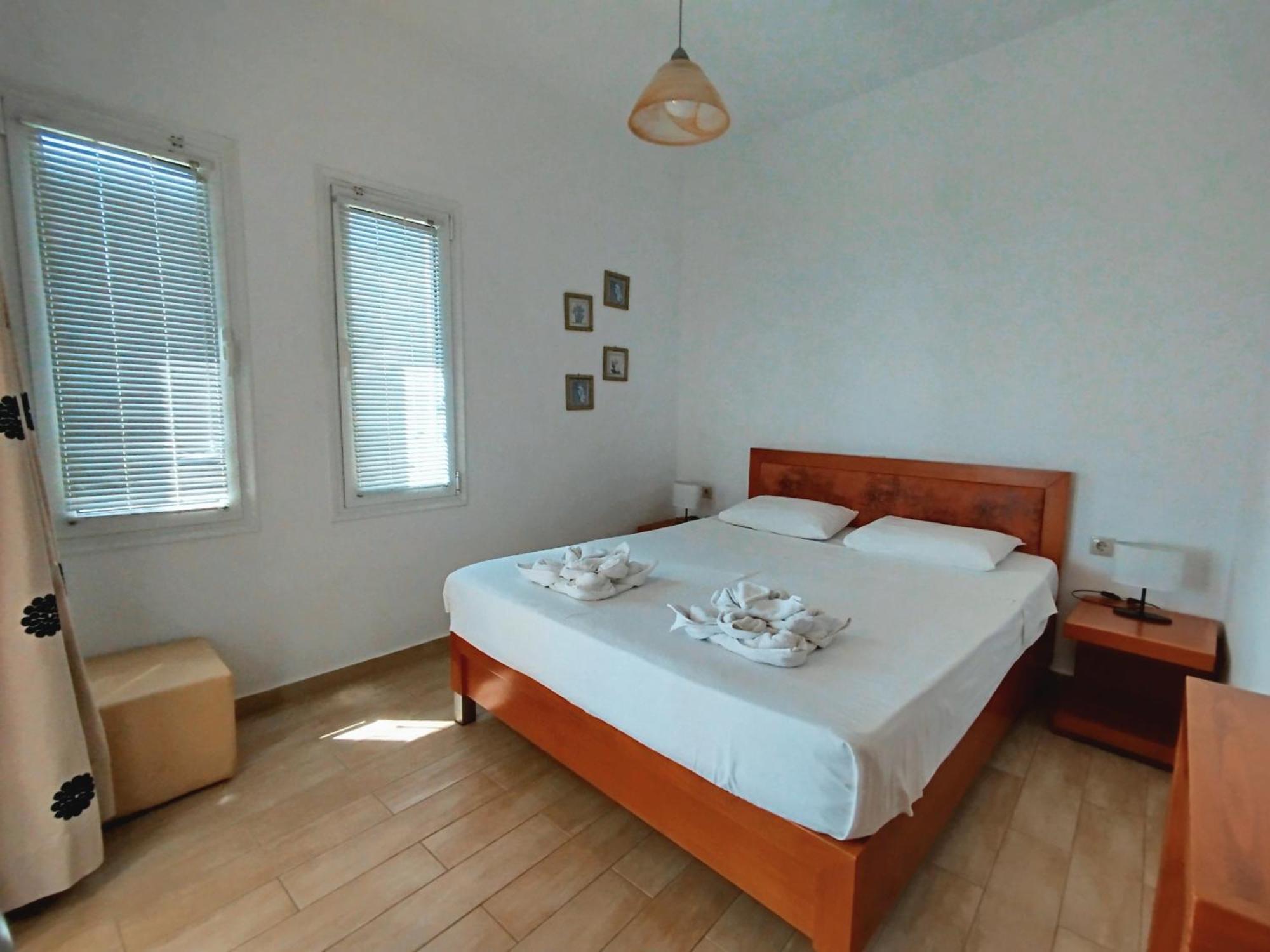Alexena Apartments Agia Galini Exteriör bild