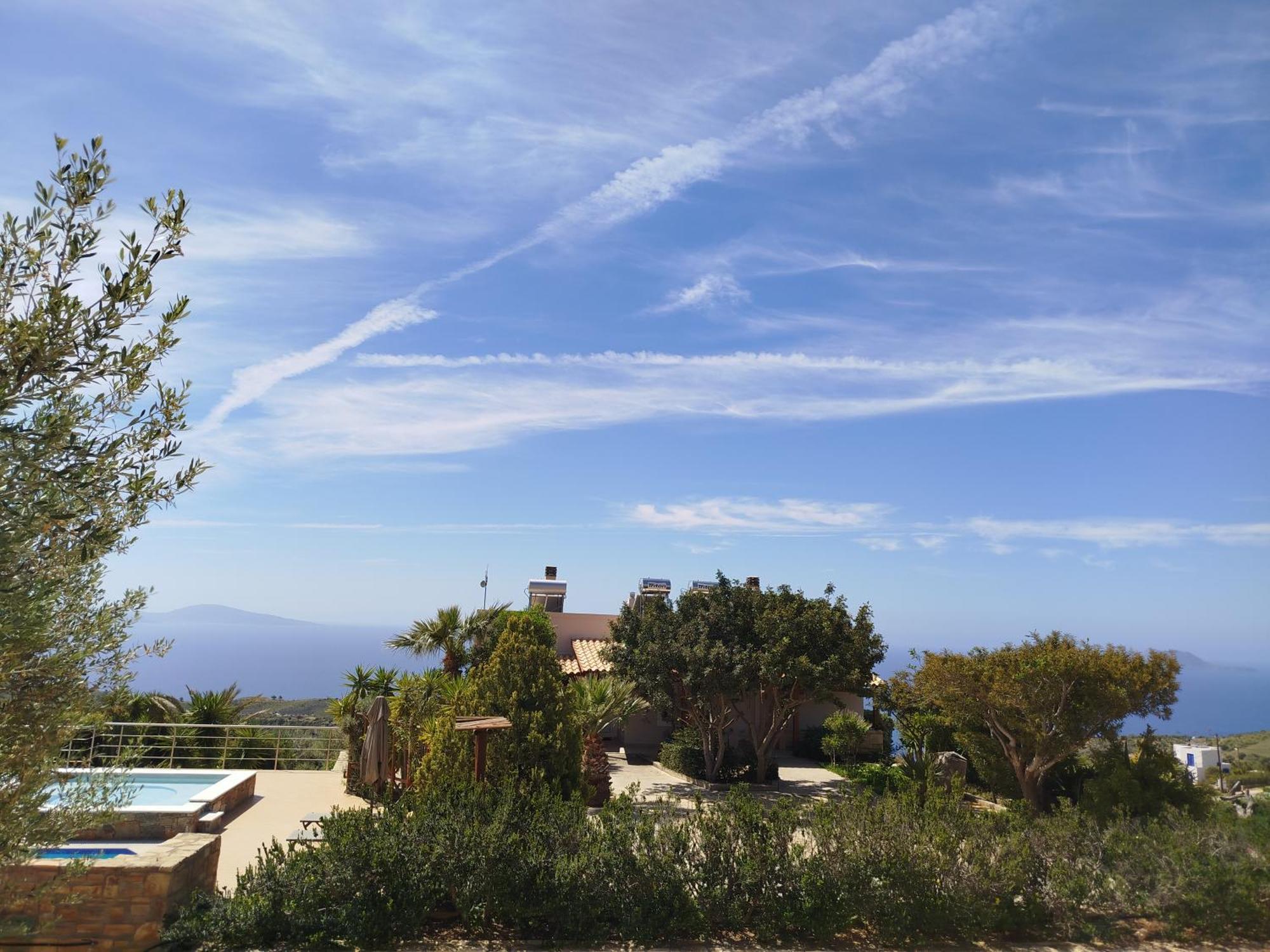 Alexena Apartments Agia Galini Exteriör bild